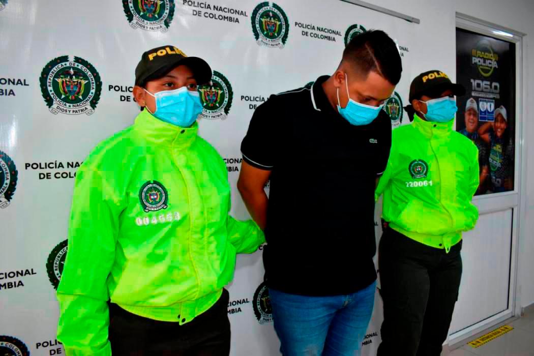 Policía captura a  presuntos miembros del Clan El Golfo. Cartel de Jalisco en Guerra por el puerto de Cartagena.