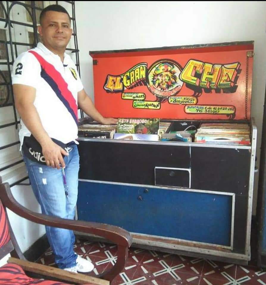 La cultura del picó se mantiene, pero las verbenas están pasando al recuerdo.