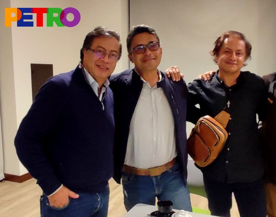 El hermano del candidato Petro, Juan Fernando es un activista de la campaña del Pacto Histórico. El «perdón social» con los internos del pabellón Ere de La Picota tiene crucificado a Gustavo Petro.