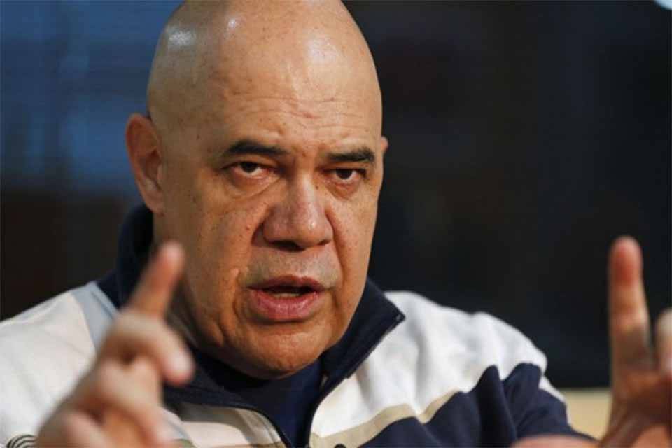 Gobierno y oposición en Venezuela juegan a la politiquería, Dice Chúo Torrealba.