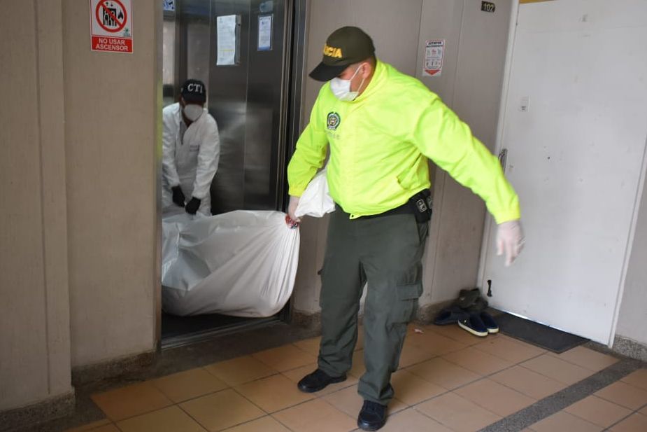 Los matapolicías salieron muertos en sendas bolsas blancas de polietileno. Cortesía