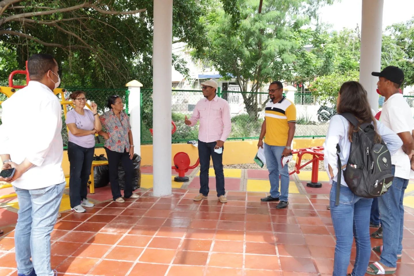 ¡Un kilómetro de ventaja! le lleva en recreación y en la construcción de parques.