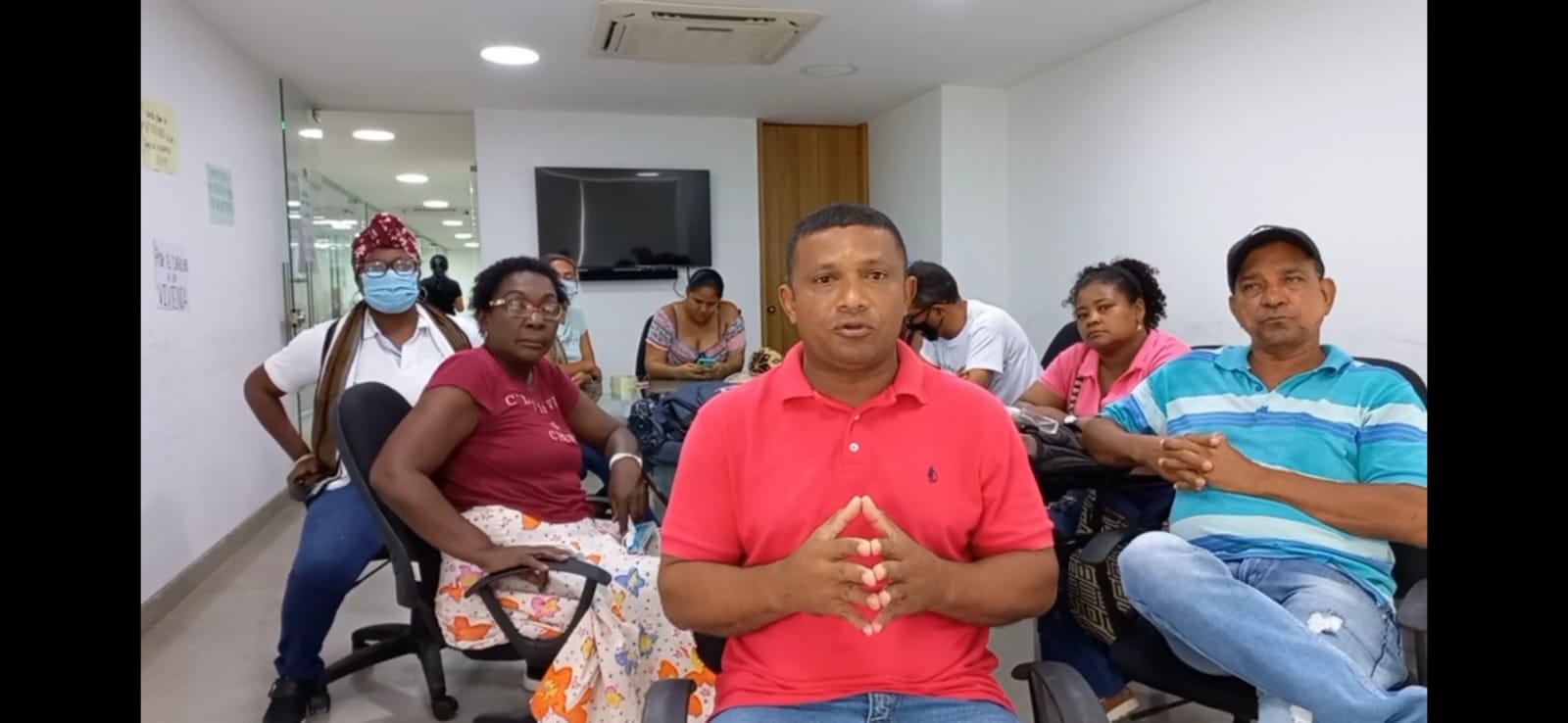 Representantes de víctimas de Cartagena en la toma pacífica.