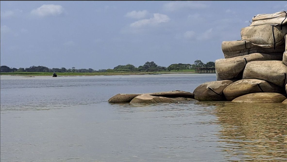 En el gobierno de Iván Duque botó $47 mil millones en esta obra que se llevó el río. No pudieron tapar el chorro. ¿La verdadera cara del cambio?