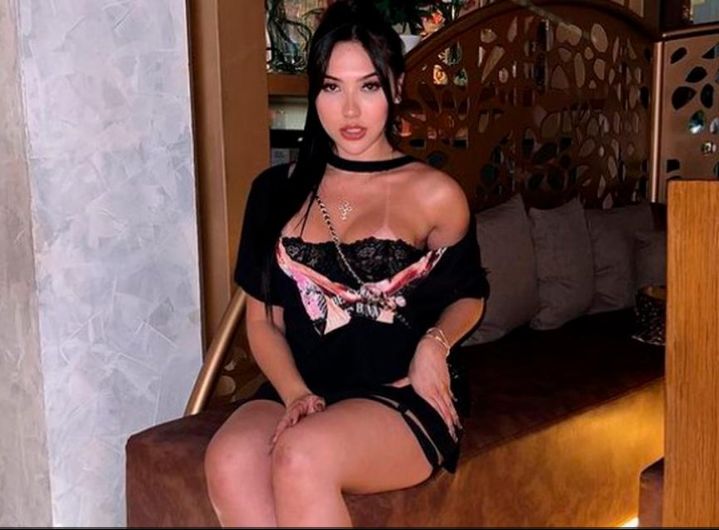 Aida Merlano tendría la misma edad de la que hoy tiene su hija Aida Victoria cuando entró a la política como la Sugar Baby del imperio Daeschariano.  La renuncia de Arturo Char