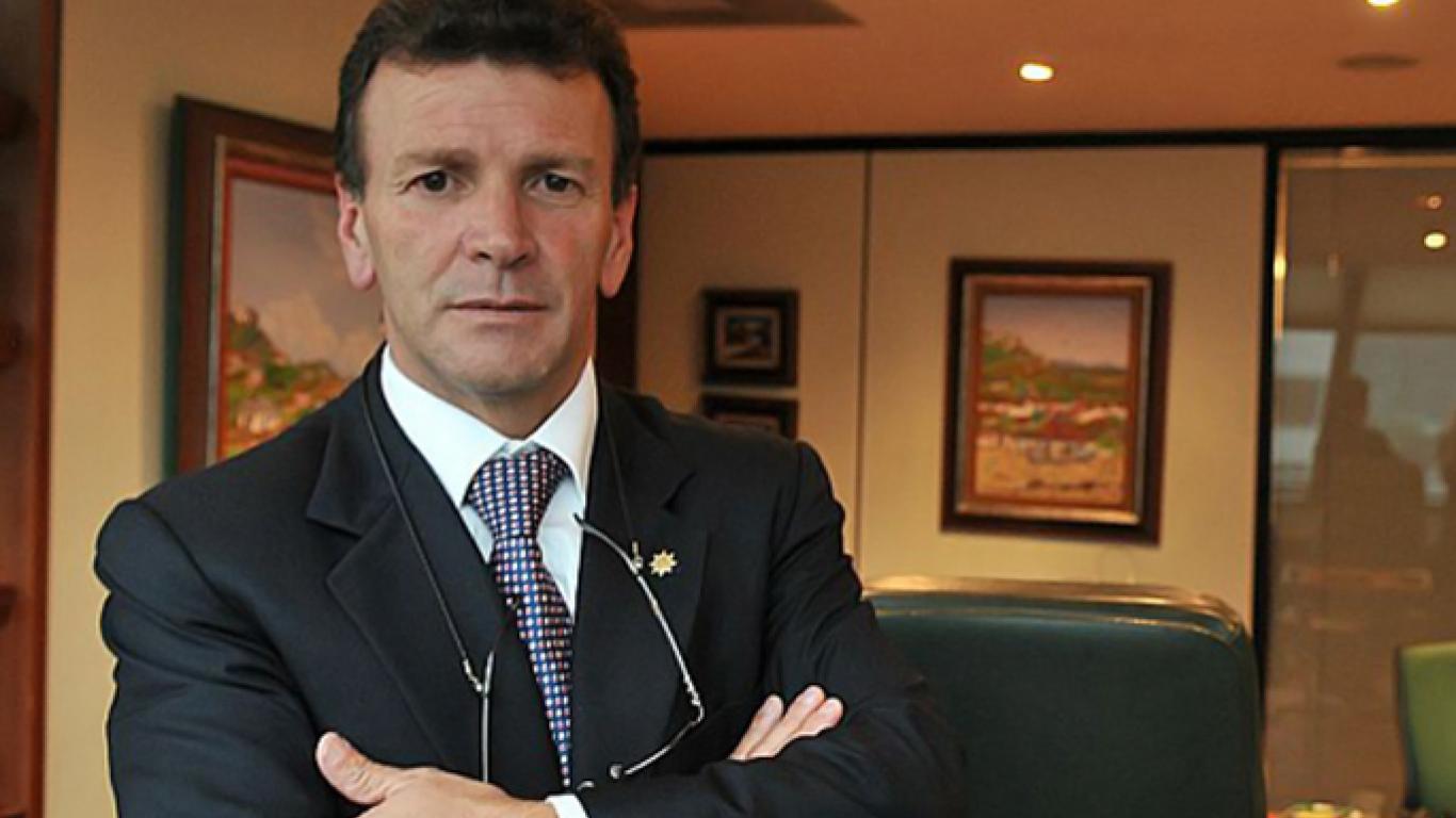 Carlos Palacino el magnate de la salud caído en desgracia. Después de esta Reforma surgirán los nuevos Palacino. ¿A la francesa o cubana? 