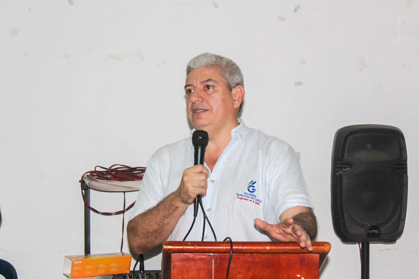 Transporte y venta ilegal de combustibles en Lorica. El alcalde Negrete López peca por omisión.