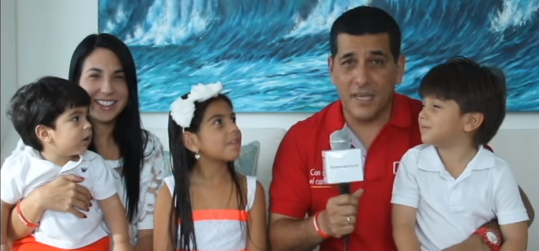 Dumek Turbay, su esposa Liliana Majana y sus hijos. ¡Conjurada la maldición!