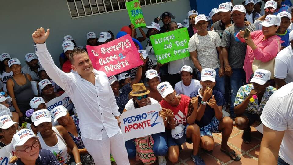 Pedro Aponte está recuperando la plata que gastó en campaña hacia el concejo.
