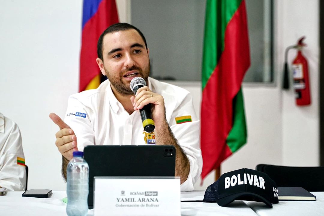 Yamil Arana, gobernador de Bolívar, asumiendo el liderazgo de su primer gabinete. Días febriles. /Cortesía.