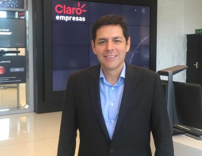 La Piñata de Claro