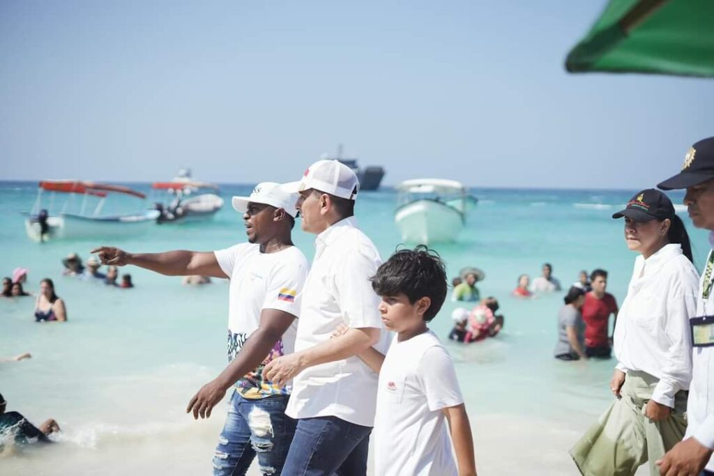Cartagena ¿ciudad puteada? Es el gran reto del alcalde Dumek Turbay Paz derrotar ese estigma que tiene bases materiales./Prensa alcaldía.