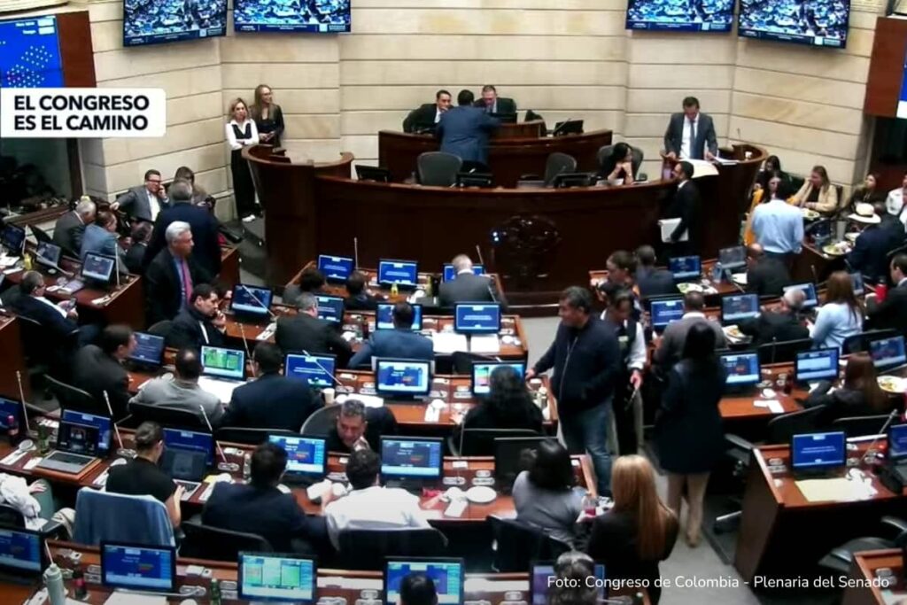 Congreso de Colombia, plenaria del Senado
