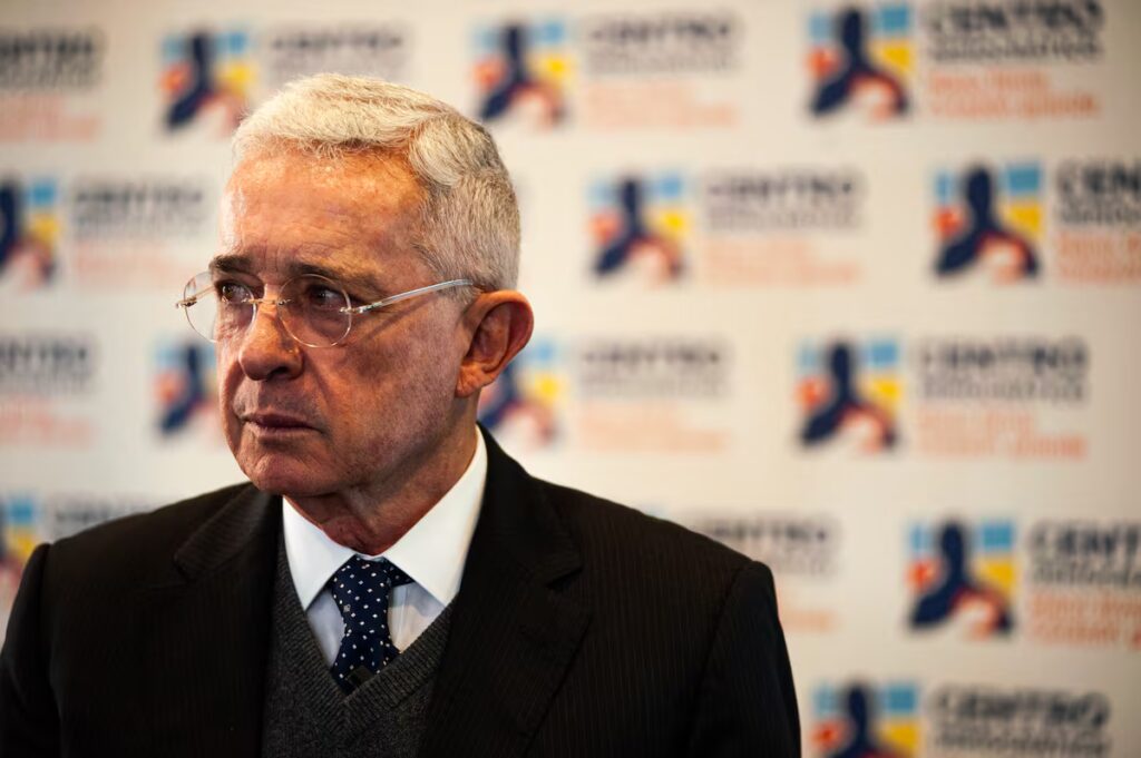 Del Ubérrimo al banquillo: Fiscalía pide condena contra Uribe