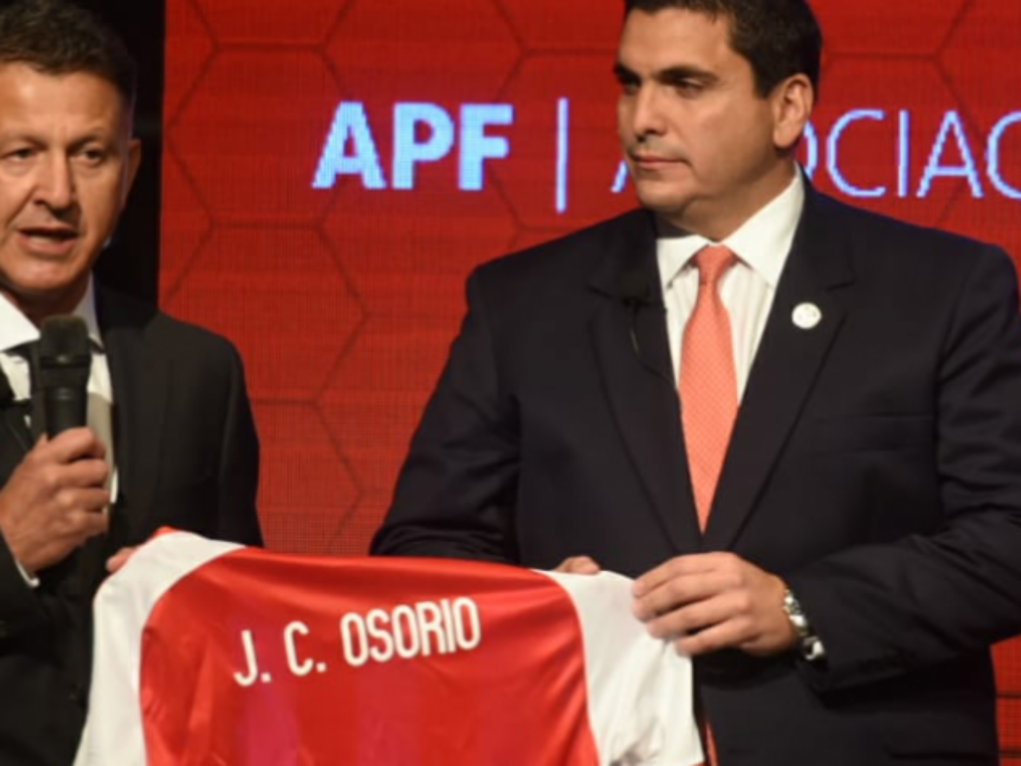 La mente dividida de Juan Carlos Osorio