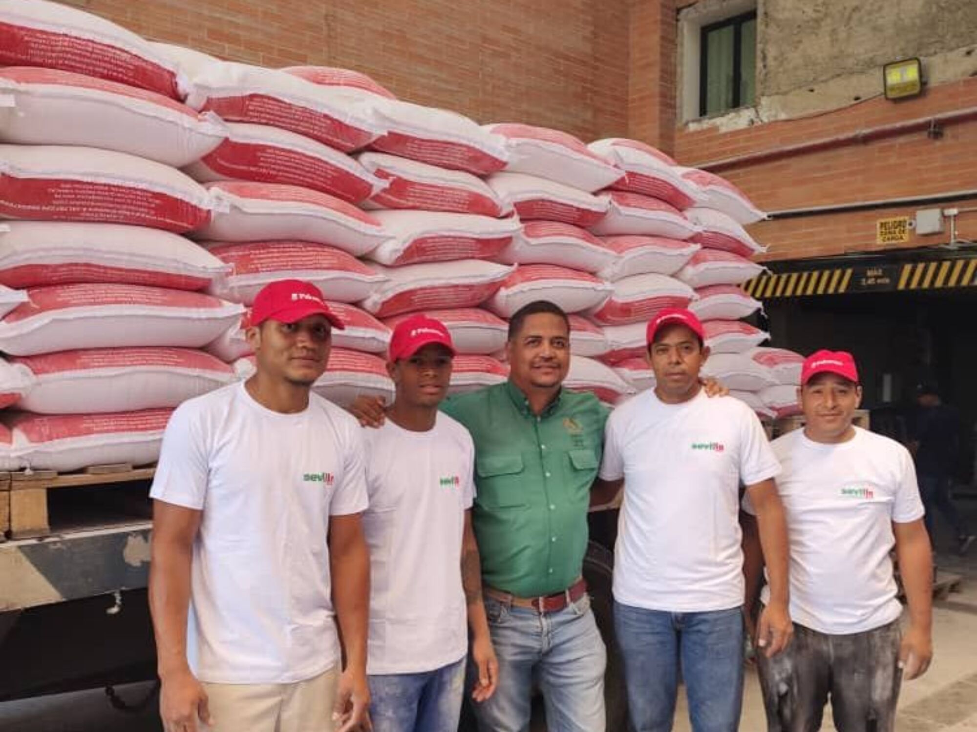 El empresario Sukar es optimista con la economía venezolana