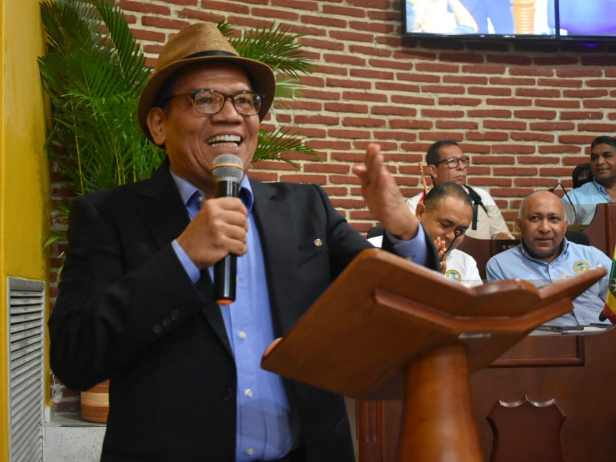 “Turco” Dau peligro ambulante