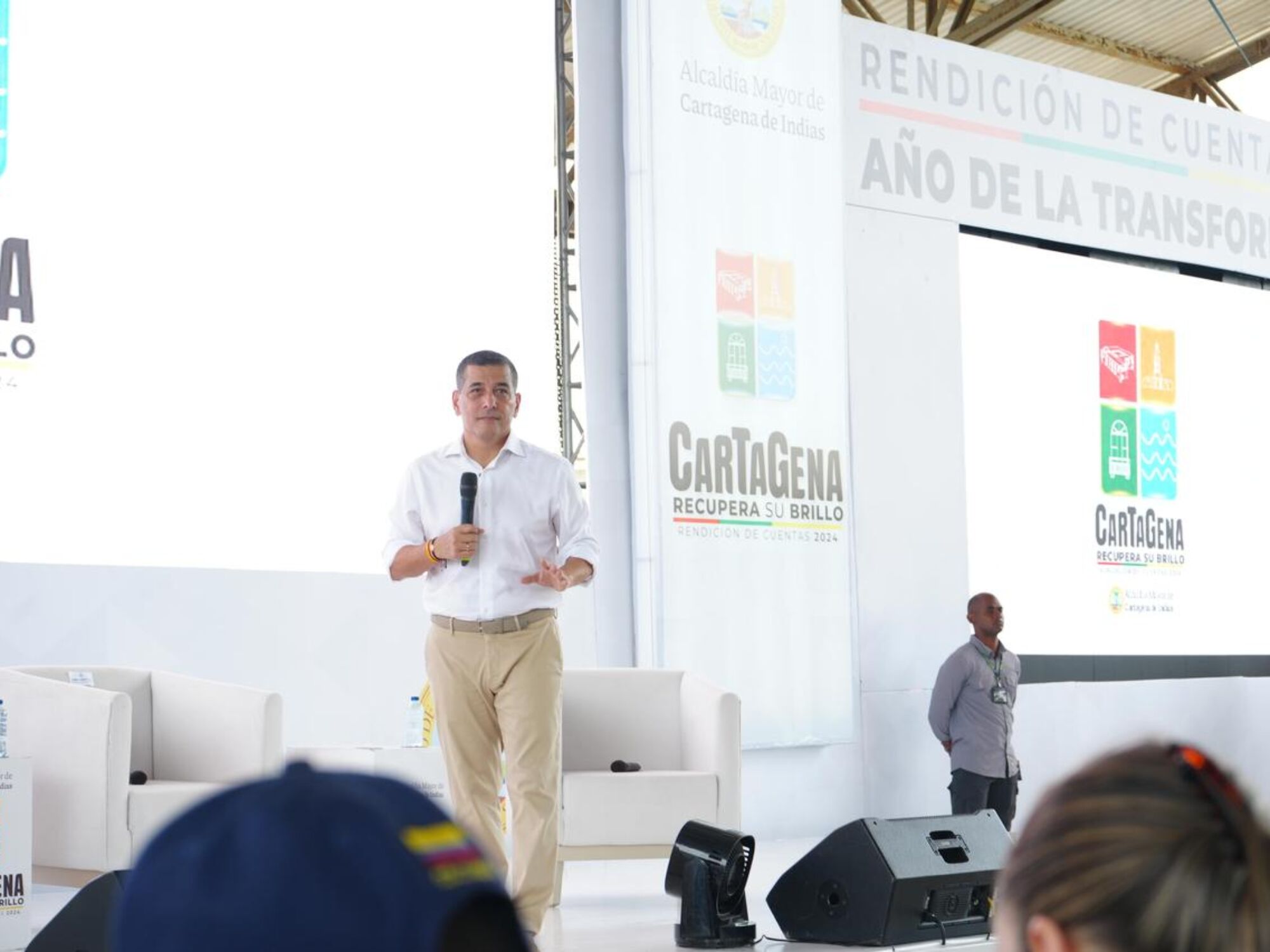 Las cuentas de Dumek: «Cartagena recupera su brillo»